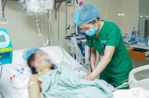 Mắc UT giai đoạn cuối di căn não, người phụ nữ đi khám, òa khóc khi biết “thủ phạm” đến từ chồng con
